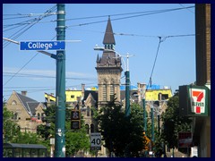 Chinatown Toronto 28 - Spadina Crescent with the university's architecture faculty under reconstruction